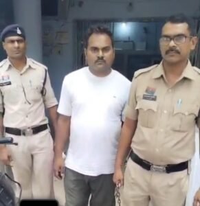 पुरानी बस्ती पुलिस की बड़ी कार्रवाई: करीब 3 किलो गांजे के साथ उत्तर प्रदेश का आरोपी गिरफ्तार c2f7fdee f302 49dd 8a46 9c5ade476394