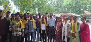 भर्ती में आरक्षण विसंगति, पेपर लीक और छात्रवृत्ति को लेकर भड़का आक्रोश; गोंडवाना स्टूडेंट्स यूनियन ने कलेक्टर को सौंपा ज्ञापन 5b17ffda ac88 40a8 9703 2dc2f11131aa