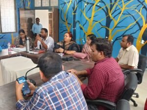 बार बार बिजली ट्रंपिंग से ठप पड़ रही नगर की व्यवस्था गहराया जल संकट नगर पालिका सीएमओ और अध्यक्ष ने बुलाई सर्वदलीय बैठक WhatsApp Image 2026 07 02 at 11.14.02