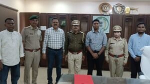 वन विभाग में गरिमामय ‘स्टार अलंकरण’ समारोह: पदोन्नत कर्मचारियों का हुआ सम्मान WhatsApp Image 2026 07 02 at 17.37.57