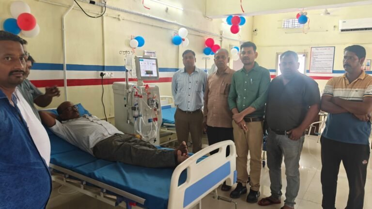 जिला अस्पताल चिरमिरी में पहली बार सफल डायलिसिस, रघुनंदन यादव को मिली बड़ी राहत WhatsApp Image 2026 07 02 at 21.20.14