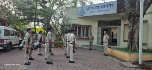 उज्जैन पुलिस के विभिन्न थानों द्वारा कानून-व्यवस्था सुदृढ़ीकरण हेतु किया गया पुलिस लाइन का परेड का आयोजन। WhatsApp Image 2026 07 07 at 16.35.37
