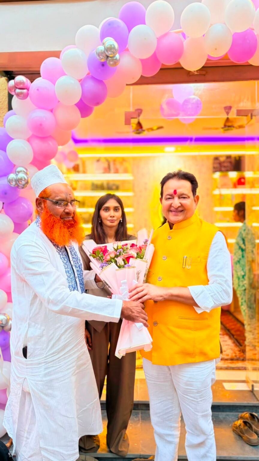 रायपुर में ‘Nails By Sakina’ का भव्य शुभारंभ,बसना विधायक डॉ. संपत अग्रवाल ने फीता काटकर किया उद्घाटन WhatsApp Image 2026 07 10 at 17.54.09