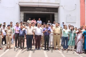 छिंदवाड़ा :मध्य प्रदेश पुलिस का “नशे से दूरी है ज़रूरी 2.0 अभियान के तहत 15 दिवसीय अभियान का शुभारंभ WhatsApp Image 2026 07 15 at 16.46.45 1