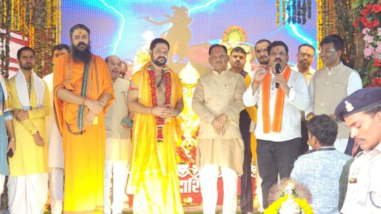 अमलीपदर की ऐतिहासिक रथयात्रा में शामिल हुए मुख्यमंत्री श्री विष्णुदेव साय WhatsApp Image 2026 07 23 at 19.52.03