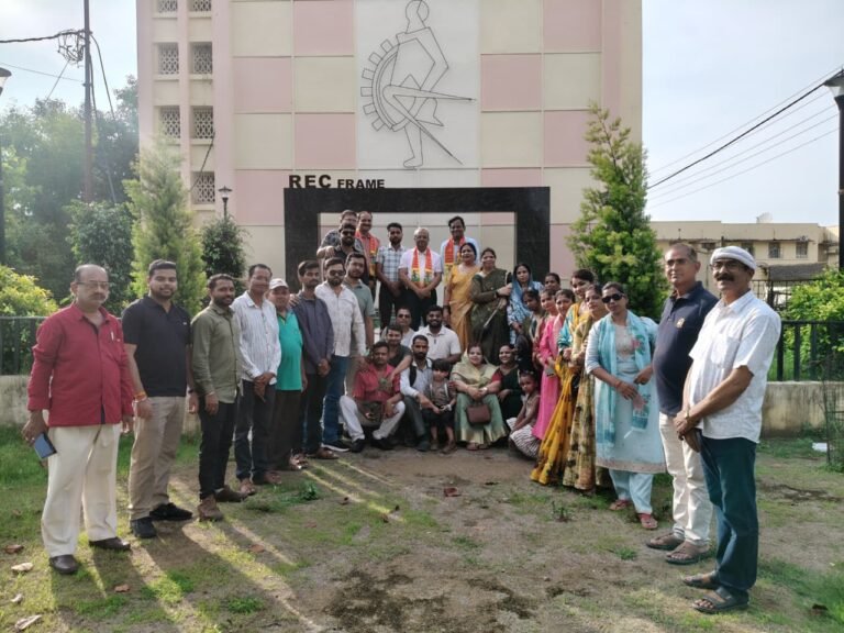 हैहयवंशीय ताम्रकार समाज नवयुवक मंडल रीवा द्वारा वृहत् वृक्षारोपण संपन्न WhatsApp Image 2026 07 31 at 16.13.46