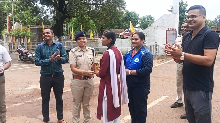 प्रदेश व्यापी नशा मुक्ति अभियान के तहत थाना स्लीमनाबाद में हुआ मैराथन दौड़ का आयोजन dbc917eb 5239 462f 9197 83970fa86083