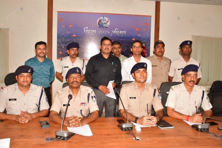 सूने घऱ मे घुसकर सोने चांदी के जेवरात सहित नगदी पार करने वाले आरोपियो को 24 घण्टे के अंदर कोतवाली पुलिस ने किया गिरफ्तार 0a767e4d 6112 4d00 8e8b 6b0d92e1c039
