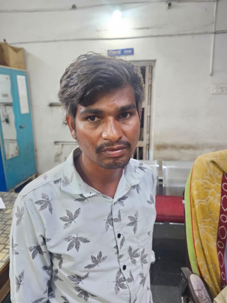 अपहृत बालिका का सौदा कर जबरन विवाह कराने वाला फरार ईनामी दंपत्ति रायपुर में गिरफ्तार 1 4cd64a4e 7250 4f53 aa45 9eae186e4b9a
