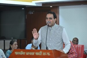 रायपुर में 23 अगस्त को उमड़ेगा शिवभक्तों का विराट जनसैलाब, 10 हजार कांवड़िये करेंगे बाबा हटकेश्वरनाथ का जलाभिषेक 6cac7f90 e4a9 4cc3 9e8c b026a8c2510a