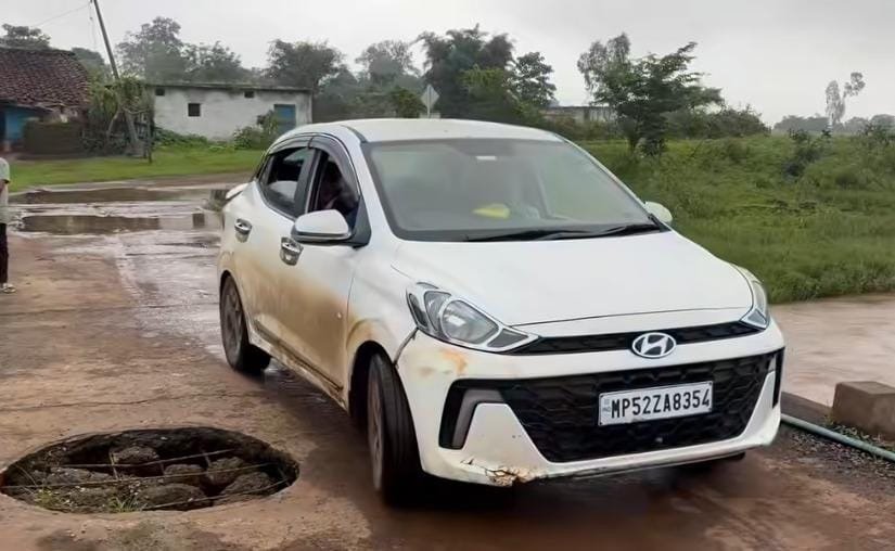 चार महीने में छोटा गड्ढा बना बड़ा खतरा, सारसताल पुल पर हादसे का इंतजार? 1 956c34d3 ebdc 4a81 829b abfd58c94945