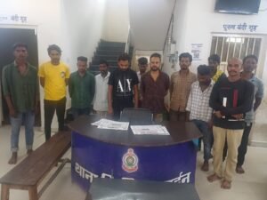 बिलासपुर: एसपी के निर्देश पर महाअभियान, 126 वारंटी गिरफ्तार, चाकूबाजों पर कसा शिकंजा WhatsApp Image 2026 08 11 at 09.05.49
