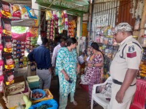 स्कूलों के 100 गज के दायरे में तंबाकू बिक्री पर कार्रवाई, 11 दुकानदारों पर जुर्माना WhatsApp Image 2026 08 12 at 14.46.03