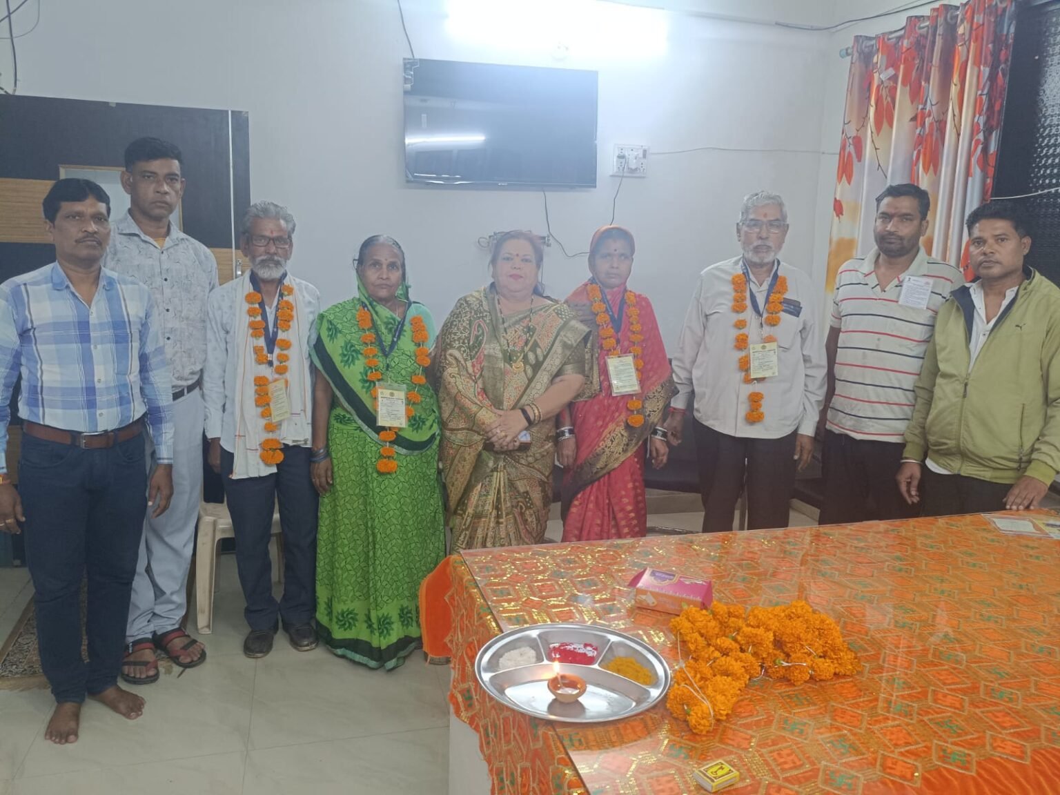 मुख्यमंत्री तीर्थ दर्शन योजना के तहत यात्रियों को वितरित किए यात्रा टिकट WhatsApp Image 2026 08 29 at 16.34.40