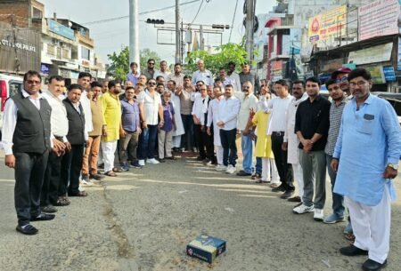 दतिया में कांग्रेस की ‘ऐतिहासिक’ जीत पर शहडोल में जश्नअजय अवस्थी बोले— “भाजपा की जनविरोधी नीतियों के खिलाफ स्पष्ट जनादेश” a9fdfb42 e2f9 4044 8864 ec7346c8a407