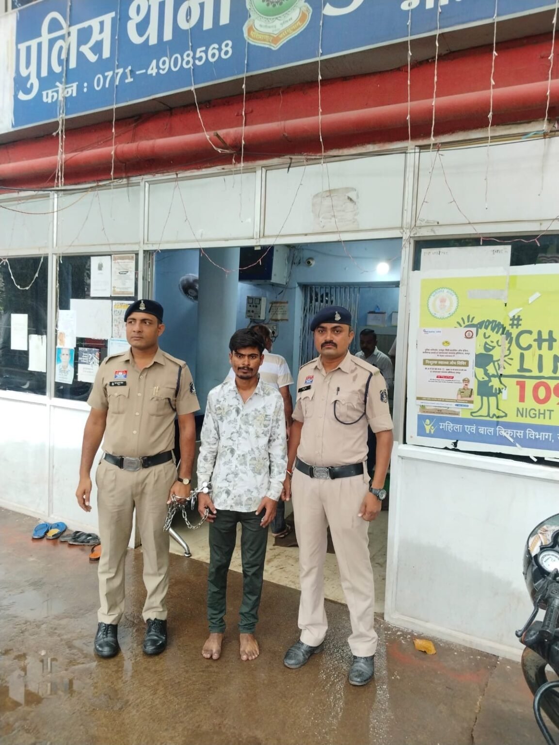 रायपुर पुलिस की बड़ी कार्रवाई: 13.928 किग्रा गांजे के साथ आरोपी गिरफ्तार, ₹2 लाख से अधिक का माल बरामद d5a4b8d8 b3f7 4851 84e4 4b0b09a346bd