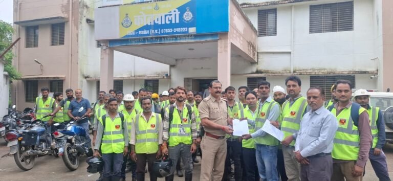 वादों की आड़ में अनदेखी : विचारपुर कोयला खदान में आर पार के मूड में भूस्वामीअनिश्चितकालीन धरने का अल्टीमेटम dfcf36cc 958f 4bcb adc2 8b60ddaa54fa