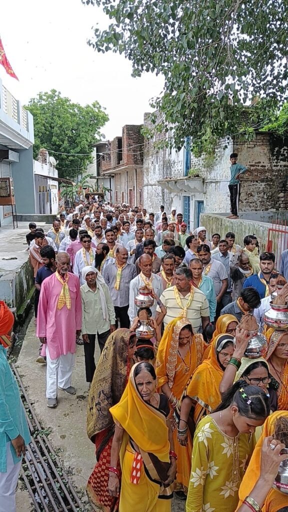 नगर बिलौआ में चौरसिया नवयुवक मण्डल बिलौआ द्वारा चौरसिया दिवस (नागपंचमी) का महापर्व बड़े हर्षोल्लास एवं धूमधाम से मनाया गया 1 e1457746 4d6e 4b42 92f2 8a5b587fdd50