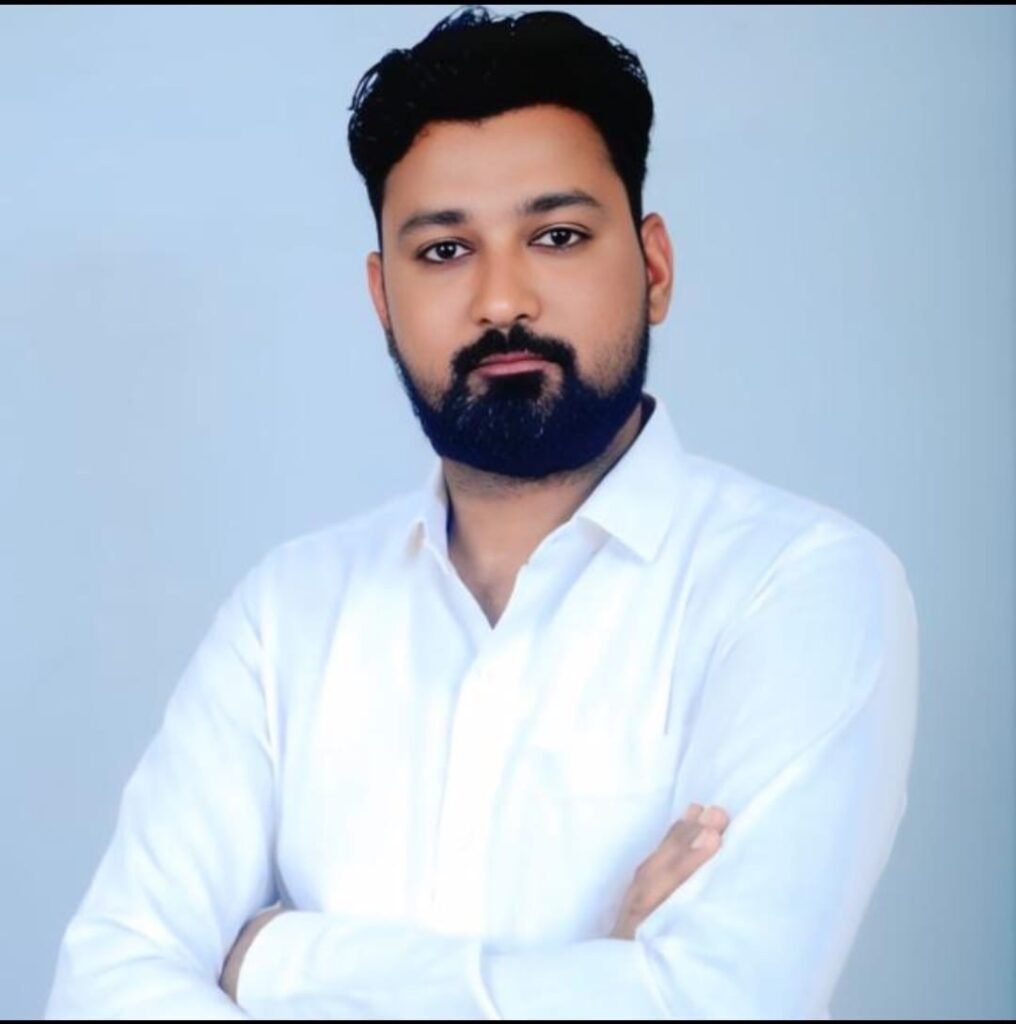 प्रश्नपत्र वायरल, परीक्षा व्यवस्था पर सवाल! नादिर कुरैशी बोले—“बच्चों के भविष्य से खिलवाड़ बंद करे विभाग” 1 082b65b3 0219 4292 b43a 7956f525863d