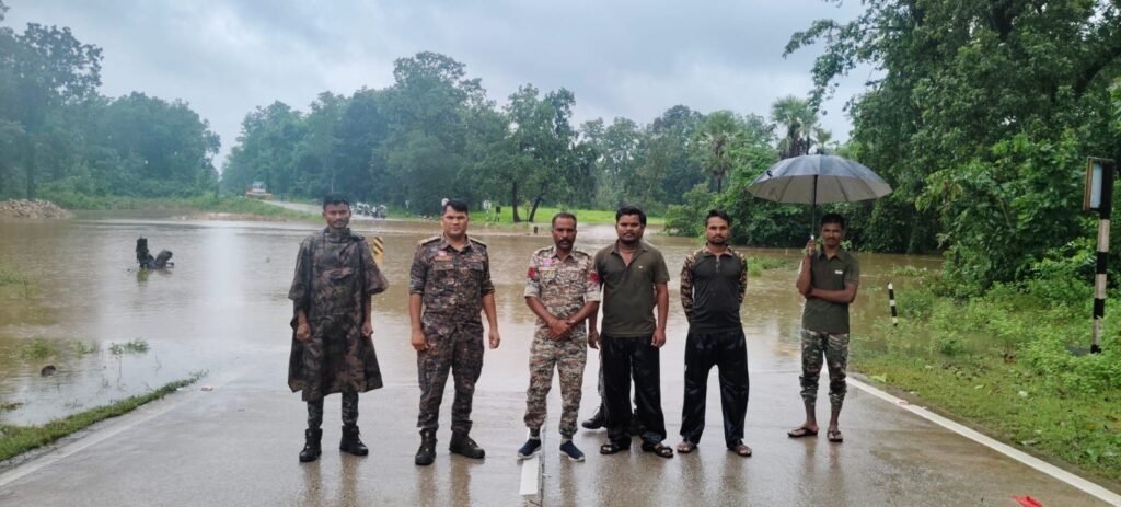 भारी बारिश से सुकमा के कई प्रमुख मार्ग बाधित, नदी-नालों में खतरे के निशान से ऊपर बह रहा पानी 3 16fb162e c2e8 46f0 974b e3f6312b4385