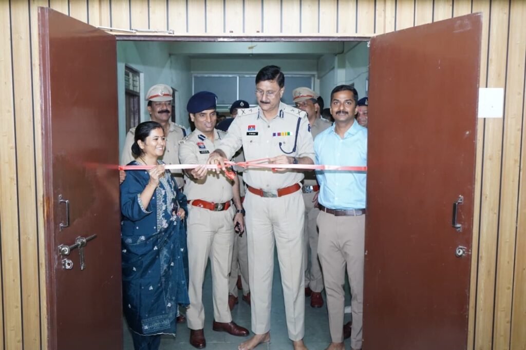 यातायात एवं प्रोटोकॉल कार्यालय परिसर में ‘संकल्प सभागृह’ और तीन नए एसीपी कार्यालयों का उद्घाटन 1 70fcf395 eef9 4c77 91ca 058776c4ab77