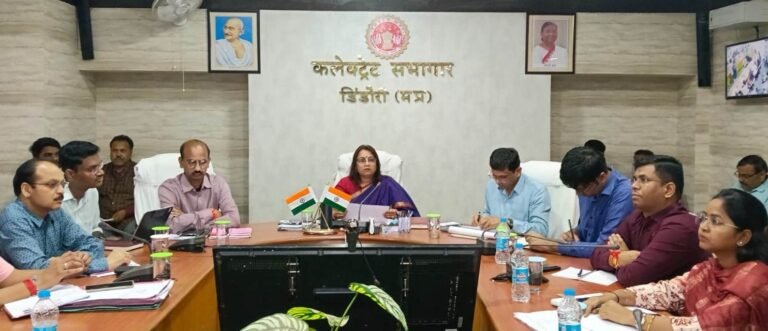 ड्यूटी से नदारद पटवारियों पर प्रशासन सख्त, 8 सितंबर को हाजिर होने का अंतिम मौका, 1 अगस्त से अनिश्चितकालीन हड़ताल पर है जिले के पटवारी 8be52876 f792 4ba7 bc0f 5062acd36927