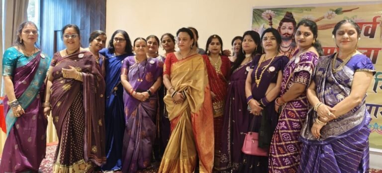 सर्व विप्र महिला समाज द्वारा तीज मिलन समारोह का आयोजन किया गया 9bcb90c1 b3bf 448a b094 7448b5f981f8 1