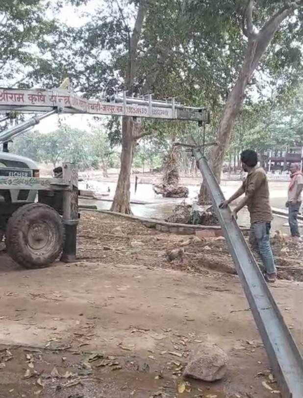 बाढ़ प्रभावितों को राहत 1 9fedfe93 1d0d 4e32 b62d c6fd0ca20bb8