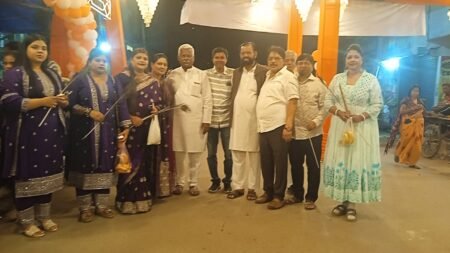 कृष्ण कृपा से महकी रायपुर नगरी: नर्मदा पारा मंदिर में जन्माष्टमी की धूम, भक्ति और सेवा का दिखा अद्भुत संगम WhatsApp Image 2026 09 06 at 12.45.13 1