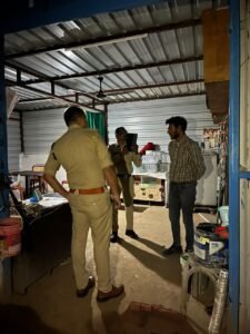 अवैध शराब के खिलाफ दमुआ पुलिस की बड़ी कार्रवाई WhatsApp Image 2026 09 09 at 11.08.53