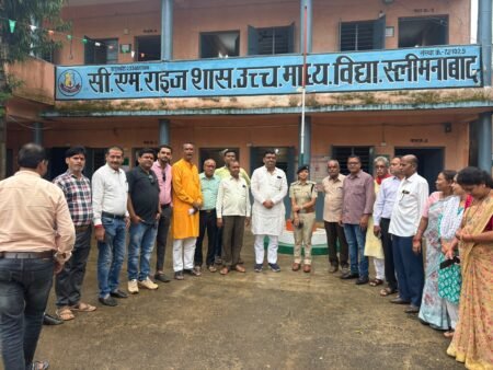 स्लीमनाबाद में हुआ भव्य सेवा संवाद कार्यक्रम WhatsApp Image 2026 09 22 at 09.14.50 1