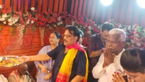 गणेशोत्सव में शामिल हुए समाजसेवी कुबेर राठी, पत्नी संग की भगवान गणेश की आरती WhatsApp Image 2026 09 23 at 12.47.00