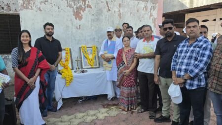जिला प्रशासन और नगरपालिका की पहल: नीमच में ‘सेवा मेरा योगदान’ अभियान के तहत स्वच्छता रैली व कपड़ा थैला वितरण कार्यकम सम्पन्न । WhatsApp Image 2026 10 02 at 11.46.22 2