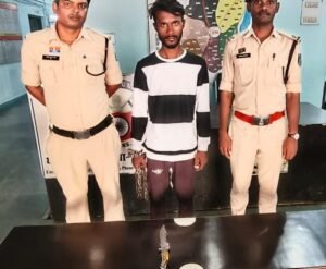 कुरुद में युवती पर चाकू से जानलेवा हमला, आरोपी गिरफ्तार। WhatsApp Image 2026 10 03 at 16.20.51