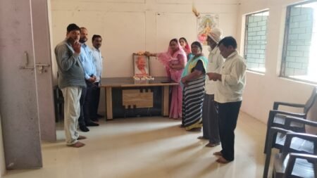 गुंदरई ग्राम सभा में गांधी-शास्त्री जयंती: सत्य, कर्तव्य और राष्ट्रहित का लिया संकल्प WhatsApp Image 2026 10 03 at 17.40.36