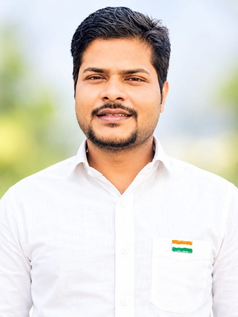 रायपुर झुग्गी-झोपड़ी प्रकोष्ठ के शहर अध्यक्ष बने मोहम्मद जुनैद रज़ा WhatsApp Image 2026 10 04 at 18.12.02