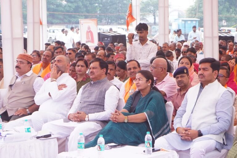 सतना जिला मुख्यालय से पांचों विधानसभा की निकली सेवा ज्योति यात्रा WhatsApp Image 2026 10 08 at 18.55.12