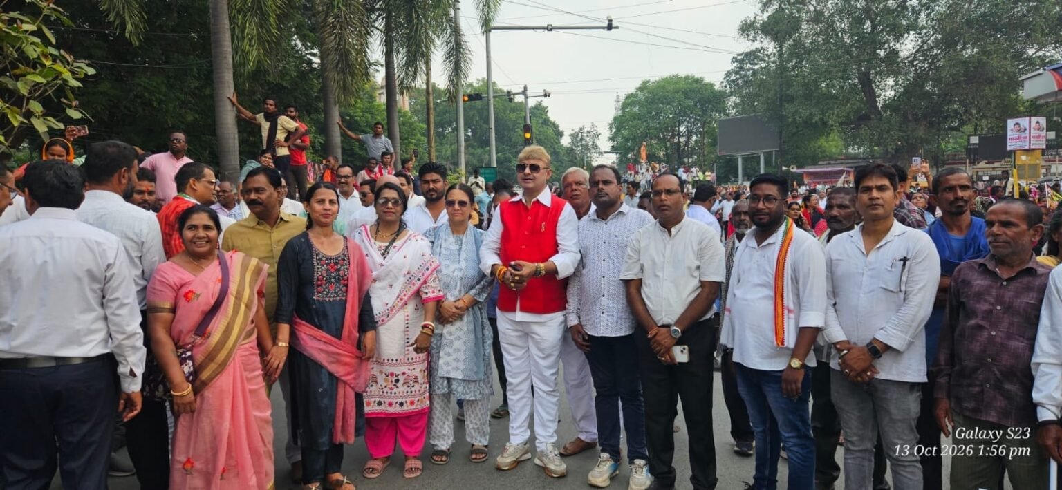 राष्ट्रीय समन्वयक त्रिलोक श्रीवास सैकड़ों सहयोगियो सहित कलेक्ट्रेट कार्यालय घेराव में हुए शामिल WhatsApp Image 2026 10 13 at 18.47.33 1