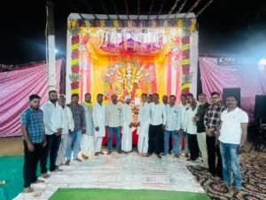 नवीन दुर्गा उत्सव समिति टिकरी हार द्वारा पंचमी के पावन पर्व बड़े धूमधाम से की गई WhatsApp Image 2026 10 16 at 13.38.04