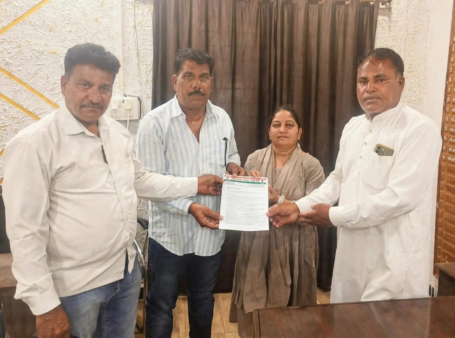 ईंट भट्टा व्यवसायियों के पुनर्वास हेतु मुख्य नगरपालिका अधिकारी को ज्ञापन सौंपा !! WhatsApp Image 2026 10 17 at 17.34.12 1