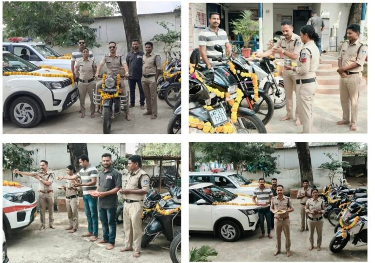 छिंदवाड़ा अंबाडा चौकी _विजयदशमी के अवसर पर परम्परागत शस्त्र एवं वाहन पूजन WhatsApp Image 2026 10 21 at 11.57.01