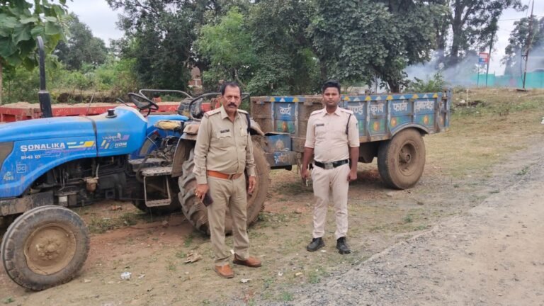 अवैध रेत उत्खनन पर सिलौड़ी चौकी पुलिस की कार्रवाई, सोनालिका ट्रैक्टर पकड़ा, लगातार दूसरी कार्रवाई से क्षेत्र में हलचल, ट्रैक्टर के मालिकाना हक और कथित अवैध रेत कारोबार की जांच की उठी मांग WhatsApp Image 2026 10 30 at 19.43.14