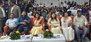 उर्मिला मेमोरियल हॉस्पिटल का चतुर्थ स्थापना दिवस धूमधाम से मनाया गया, कर्मचारियों की रंगारंग प्रस्तुतियों ने जीता दिल WhatsApp Image 2026 10 30 at 19.54.49
