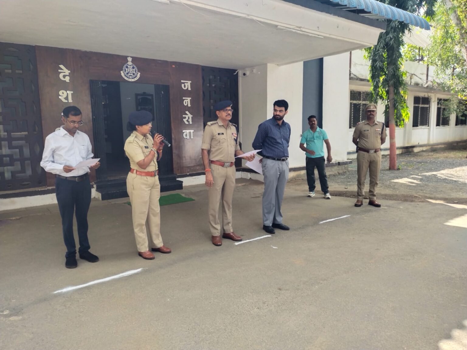 राष्ट्रीय एकता दिवस पर नीमच में उत्साह एवं उमंग के साथ आयोजित हुई ‘एकता दौड़ दृ रन फॉर यूनिटी’, WhatsApp Image 2026 10 31 at 15.09.33