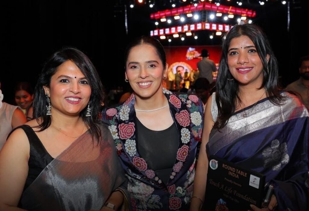 मंडला की बेटी विभूति जैन ने जीता 'प्राइड ऑफ़ तेलंगाना अवॉर्ड 2026 1 c05f7c80 3be2 4e5a bab9 9ad03e2968df
