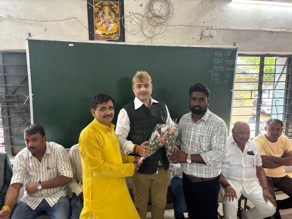 विकास के नाम पर कोई राजनीति नहीं - त्रिलोक चंद्र श्रीवास 3 d509aff9 cdec 4248 bfd9 dca388185f2f
