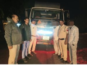 बड़वारा पुलिस का बड़ा एक्शन: शराब पीकर ट्रेलर एवं पिकप चालकों पर ड्रिंक एंड ड्राइव की कार्यवाही कर पिकअप एवं ट्रेलर किए जब्त । e8d7c17f 18d7 4875 b6d0 05122cef99f6